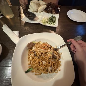 Kung Fu Restaurant - Beef lomein, duck special. - Cantonese Near Me - Doylestown, Pennsylvania