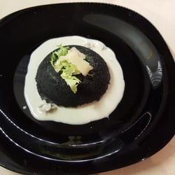 Rugantino - Sformatino al carbone vegetale con spinaci e cuore di feta