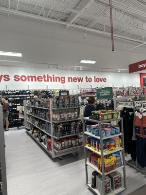TJ MAXX - Updated January 2026 - 13 Photos & 11 Reviews - 3499 St Rose