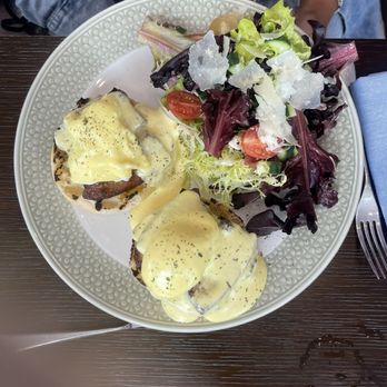 Willow - PORK BELLY BENEDICT - Poached Eggs, Rosemary Hollandaise, English Muffin, & Mixed Greens Salad - Italian Near Me - Sacramento, California Willow - PORK BELLY BENEDICT - Poached Eggs, Rosemary Hollandaise, English Muffin, & Mixed Greens Salad - Italian Near Me - Sacramento, California