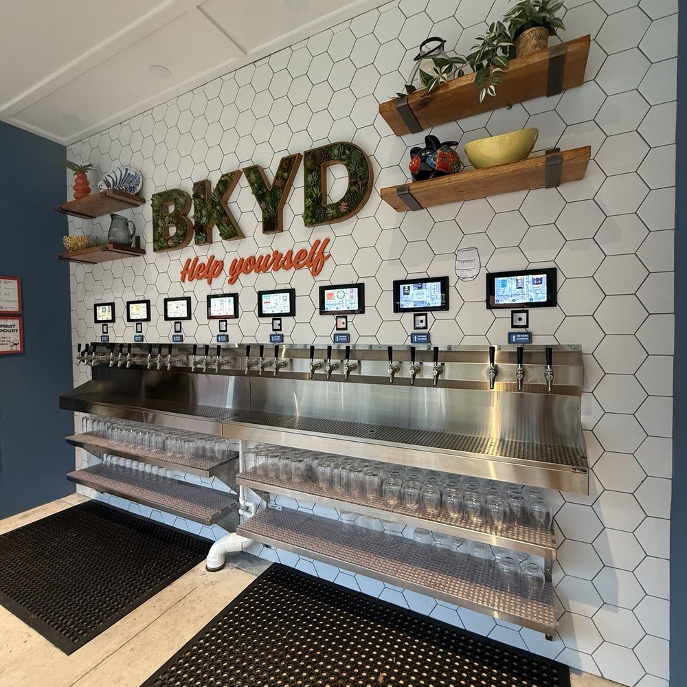 The Backyard - Food Trucks Near Me - Ocoee, Florida