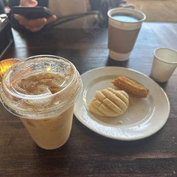 Casa Cactus - cafe con leche, cafe de olla, concha and churro (eaten) - Coffee & Tea Near Me - Chicago, Illinois