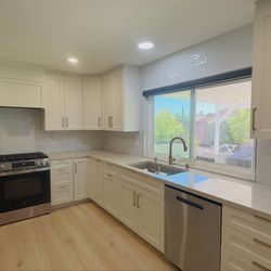 Thousand Oaks Tile