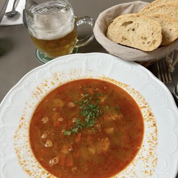 Vegan's Prague - Sauerkraut soup and bread - Live/Raw Food Near Me - Prague, Puerto Rico