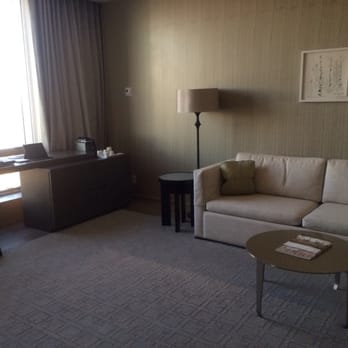 Four Seasons Toronto - Hotels Near Me - Toronto, Ontario Four Seasons Toronto - Hotels Near Me - Toronto, Ontario