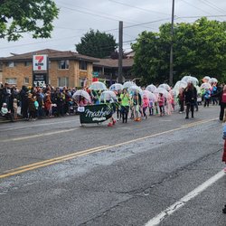Matheia School - Taking part in the 17th May parade in Ballard