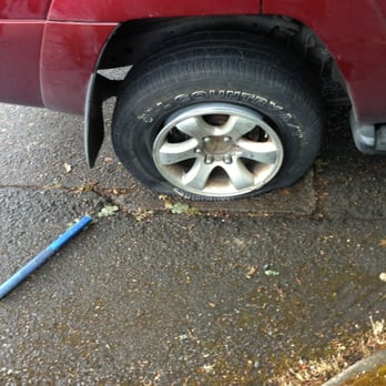 TRS 24Hr Towing - Flat tire with a broken lug lock - Towing Near Me - Salem, Oregon TRS 24Hr Towing - Flat tire with a broken lug lock - Towing Near Me - Salem, Oregon