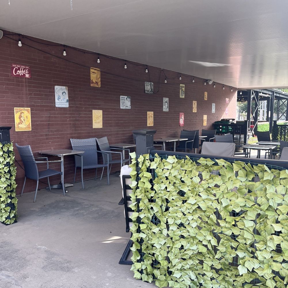 Claros CoffeeHouse - Huge outside seating area - Coffee & Tea Near Me - Longwood, Florida Claros CoffeeHouse - Huge outside seating area - Coffee & Tea Near Me - Longwood, Florida