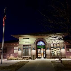 Davis County Library - Outside