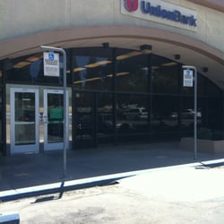 Union Bank Banks Credit Unions 565 E Shaw Ave Fresno Ca