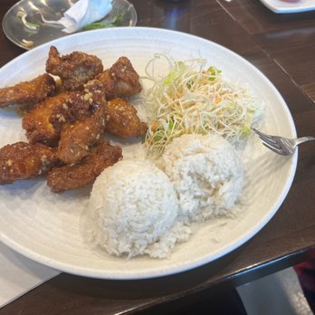Pho Box - W3. Honey Garlic Wing Plate - Vietnamese Near Me - Renton, Washington Pho Box - W3. Honey Garlic Wing Plate - Vietnamese Near Me - Renton, Washington
