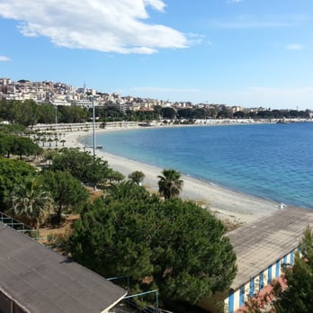 è Hotel - The rooftop garden view - Hotels Near Me - Reggio Calabria, RC