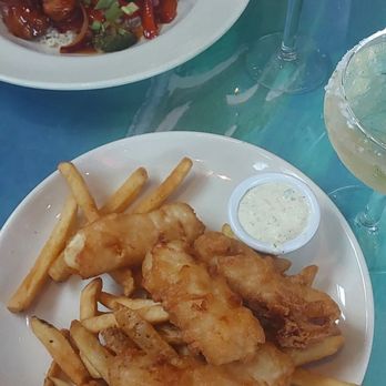Margaritaville - Myrtle Beach - Fish and Luke warm fries - American Near Me - Myrtle Beach, South Carolina