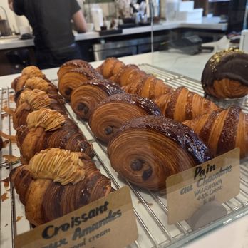 Tangssant Viennoiserie - Almond croissant, chocolate croissant - Cafes Near Me - Toronto, Ontario Tangssant Viennoiserie - Almond croissant, chocolate croissant - Cafes Near Me - Toronto, Ontario