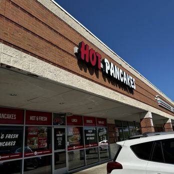 Hot Pancakes - signage - Breakfast & Brunch Near Me - Richardson, Texas