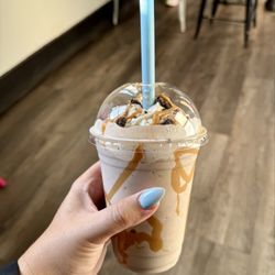 Churn Homemade Ice Cream & Coffee - Peanut butter Oreo milkshake