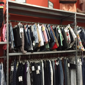 Buffalo Exchange - Used, Vintage & Consignment Near Me - Fullerton, California