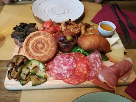 Osteria by null