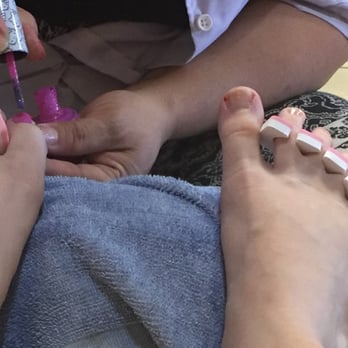 Citrus Nails & Day Spa - Cut my toes - Nail Salons Near Me - Tampa, Florida