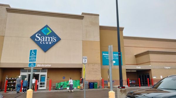 Sam's Club by null