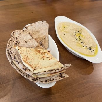 Lemon Zest - Hummus and pita bread - Mediterranean Near Me - Northridge, California
