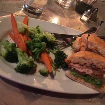 Apres Diem - Salmon ciabatta with mixed veggies - Bars Near Me - Atlanta, Georgia