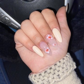 Crystal Nails & Spa - Nail Salons Near Me - Murrieta, California