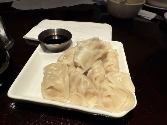 Sun Shui Asian Kitchen & Sushi by null