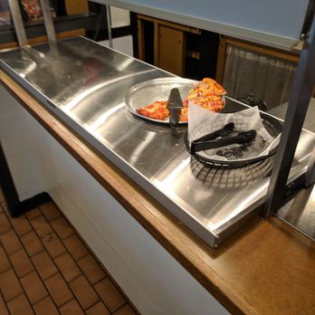 Round Table Pizza - This was what their buffet looked like. - Pizza Near Me - Renton, Washington