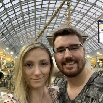 West Edmonton Mall - On the bridge - Shopping Centers Near Me - Edmonton, Alberta West Edmonton Mall - On the bridge - Shopping Centers Near Me - Edmonton, Alberta