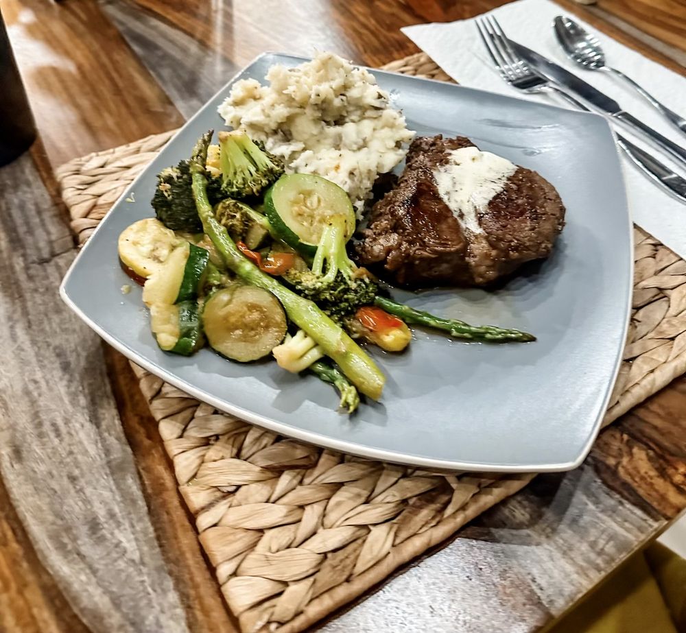 BREMWOOD PRIVATE CHEF & CATERING Updated September 2024 Request a