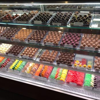 Big Rock Candy Kitchen - Candy Stores Near Me - Pigeon Forge, Tennessee Big Rock Candy Kitchen - Candy Stores Near Me - Pigeon Forge, Tennessee