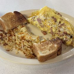 Breakfast Club - Western omelette with hashbrowns and toast.