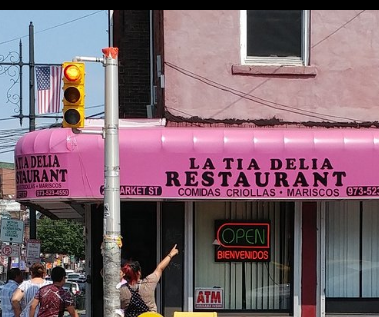 La Tia Delia by null