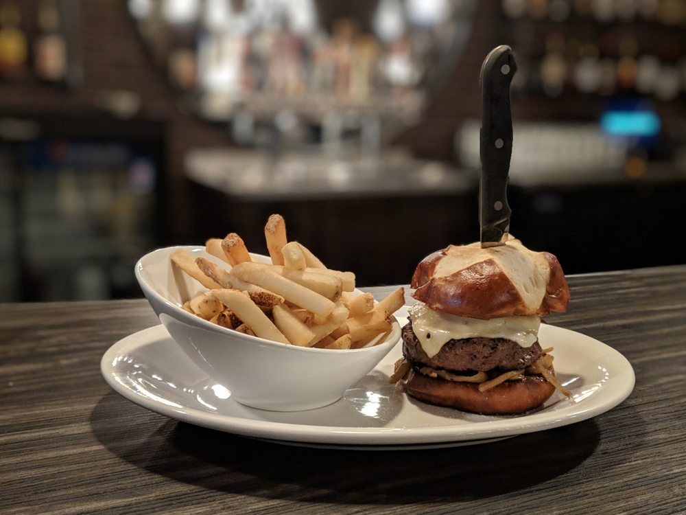 THE EDISON PUB AND EATERY 55 Photos & 82 Reviews Pubs 475