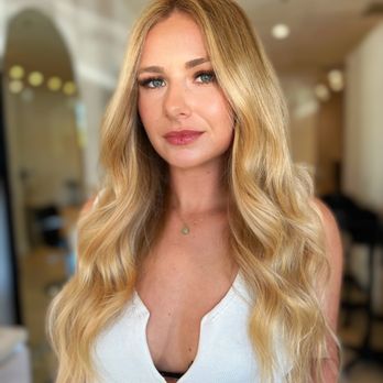 Moxie & Co. - Hair by Caitlin - Hair Salons Near Me - Windsor, California