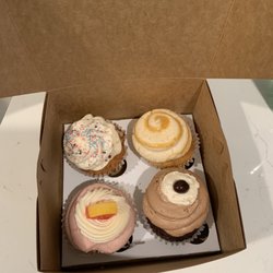 Cupcake Á La Mode