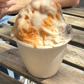 Powder - Thai tea and horchata ice with sweet milk glaze topping - Desserts Near Me - San Francisco, California