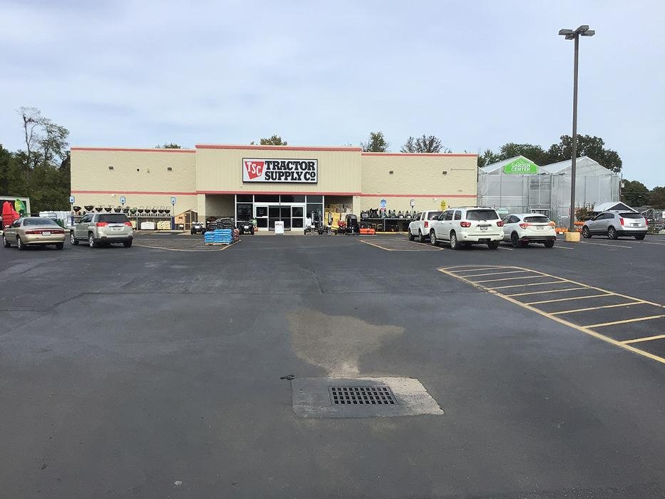 TRACTOR SUPPLY Updated October 2024 3660 Maple Ave, Zanesville
