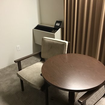 The West Country Hotel - Hotels Near Me - Langley, British Columbia