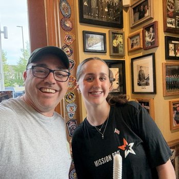 Mission BBQ - Daphne ... hostess extraordinaire - Barbeque Near Me - Annapolis, Maryland