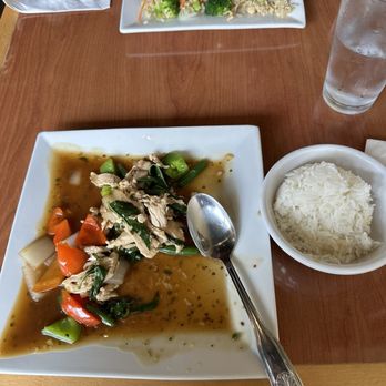 Golden Buddha Thai - Chicken Thai basil - Thai Near Me - Fishkill, New York Golden Buddha Thai - Chicken Thai basil - Thai Near Me - Fishkill, New York