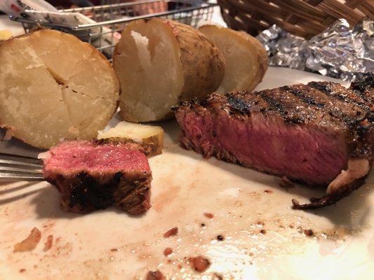 Bear Creek Saloon & Steakhouse by null