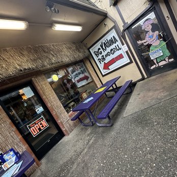 Big Kahuna Pub And Grill - Pubs Near Me - Seaside, Oregon