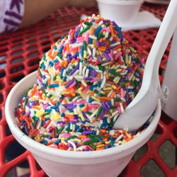 Four Boys Ice Cream - Soft serve with sprinkles