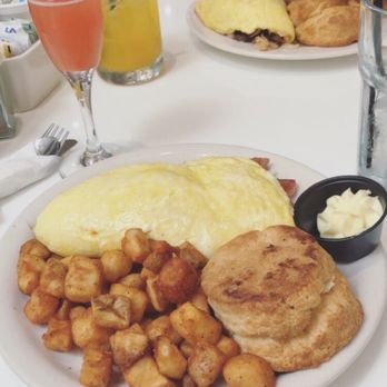 Briarpatch Restaurant - American Near Me - Winter Park, Florida