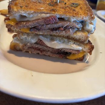 Marlow's Tavern - New American Near Me - Orlando, Florida Marlow's Tavern - New American Near Me - Orlando, Florida