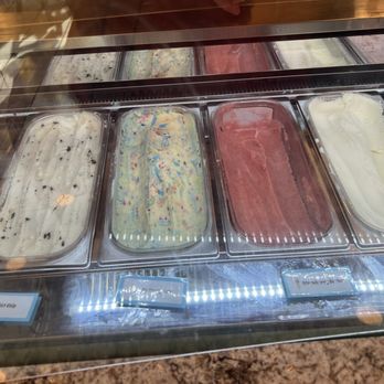 BB’s Gelateria  - Flavors on 9-20-25 - Gelato Near Me - Fresno, California