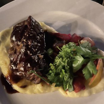 Perch - Boeuf Bordelaise - Lounges Near Me - Los Angeles, California