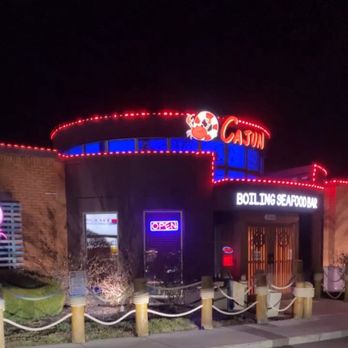 Cajun Boil Bar - Outside - Cocktail Bars Near Me - Reynoldsburg, Ohio